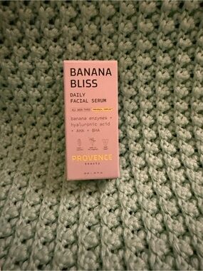 Banana Bliss Daily Facial Serum — Pink